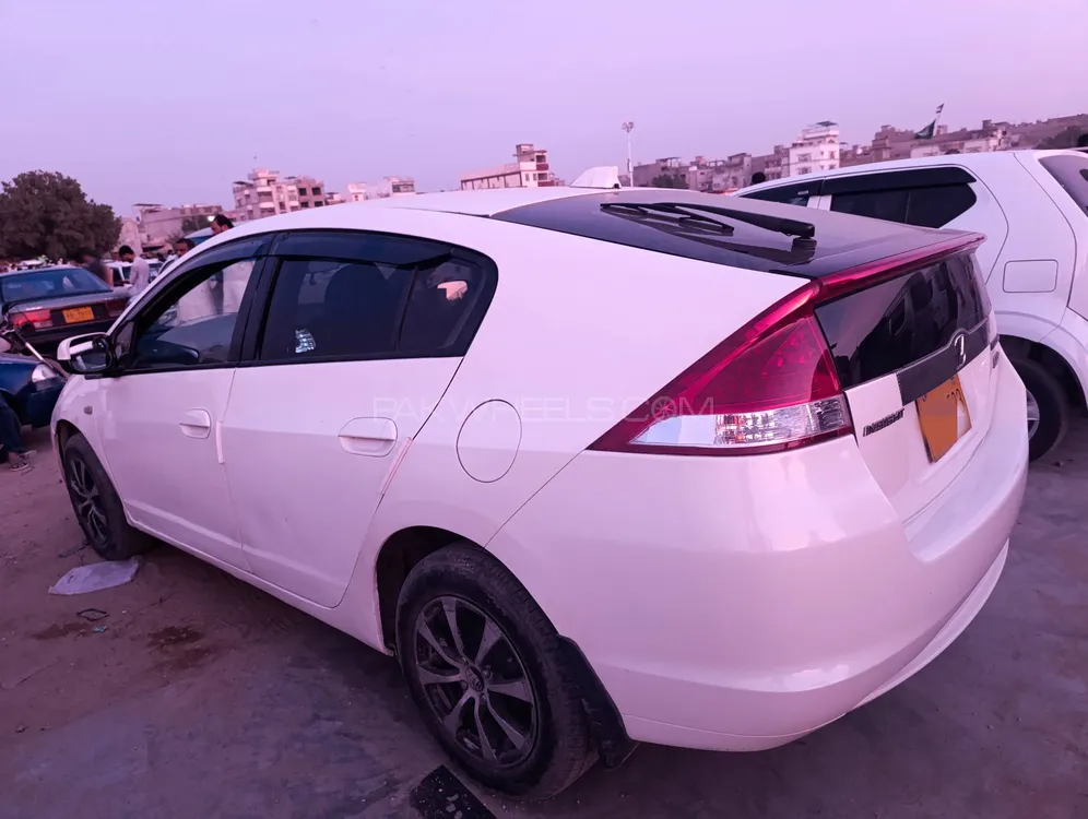 Honda Insight 2010 for Sale in Karachi Image-1
