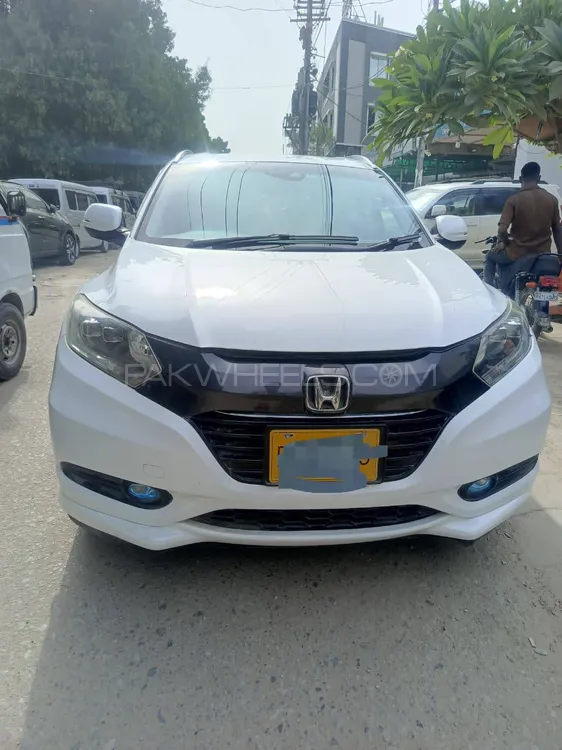 Honda Vezel 2014 for Sale in Karachi Image-1
