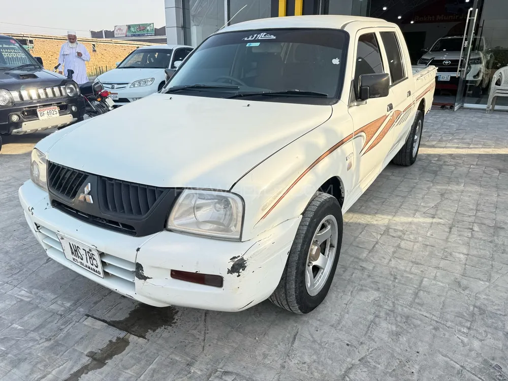 Mitsubishi L200 2004 for Sale in Peshawar Image-1
