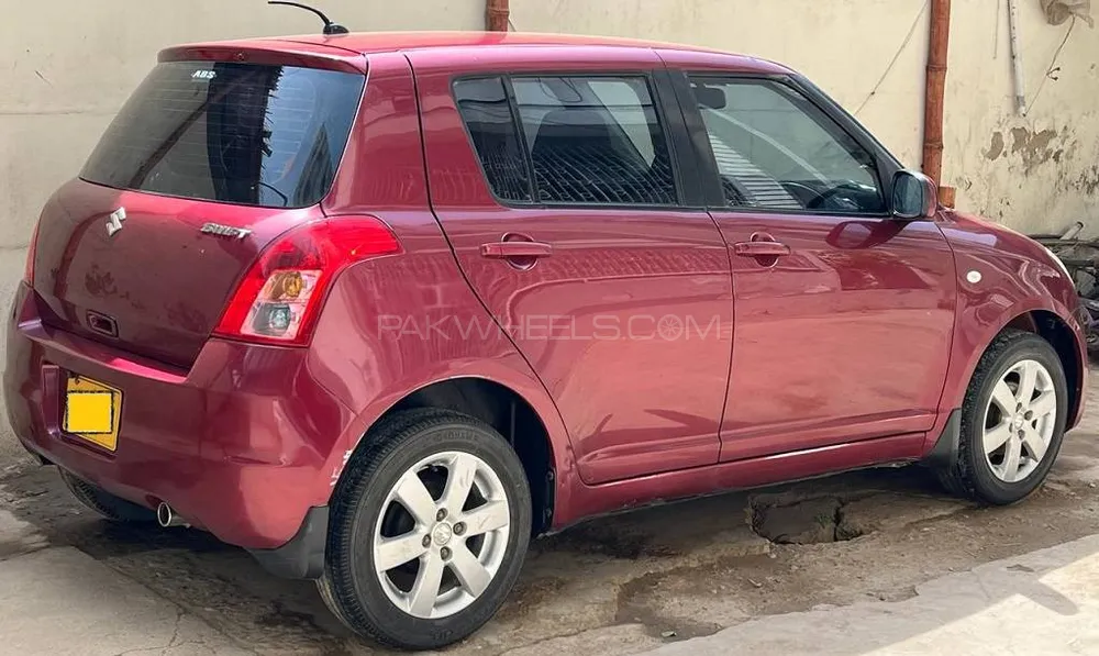 Suzuki Swift 2016 for Sale in Karachi Image-1