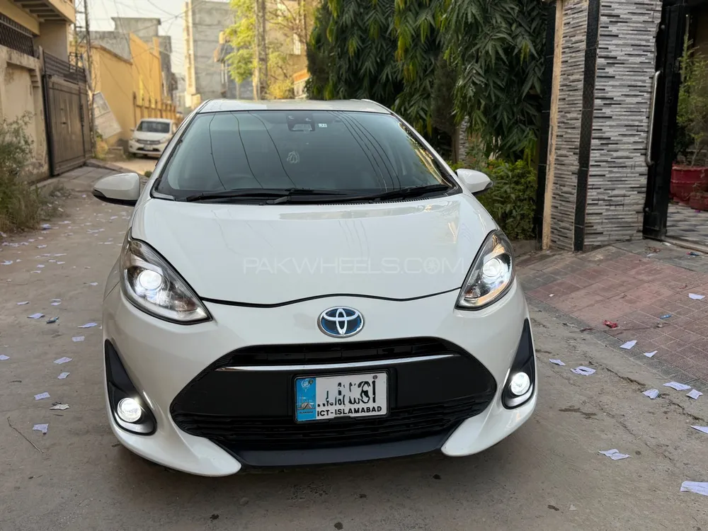 Toyota Aqua 2017 for Sale in Islamabad Image-1