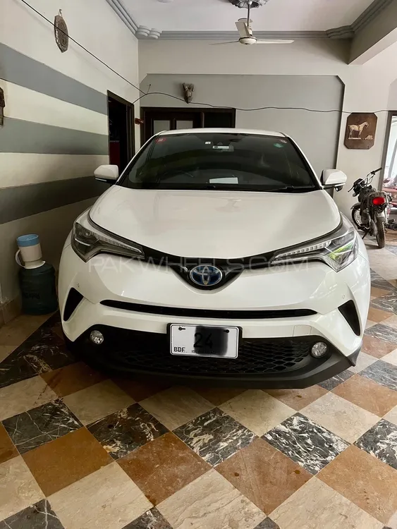 Toyota C-HR 2018 for Sale in Karachi Image-1