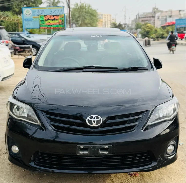 Toyota Corolla 2011 for Sale in Karachi Image-1