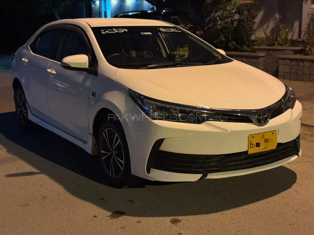 Toyota Corolla 2019 for Sale in Karachi Image-1