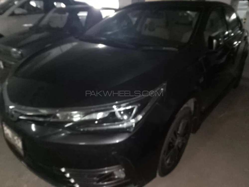 Toyota Corolla 2019 for Sale in Karachi Image-1