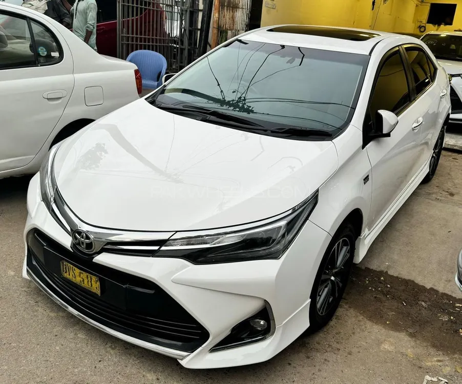 Toyota Corolla 2021 for Sale in Karachi Image-1