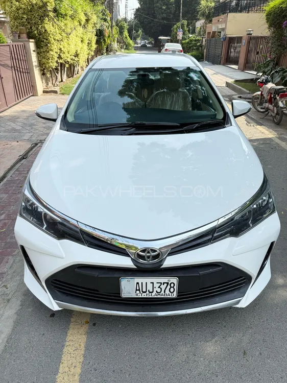 Toyota Corolla 2021 for Sale in Lahore Image-1