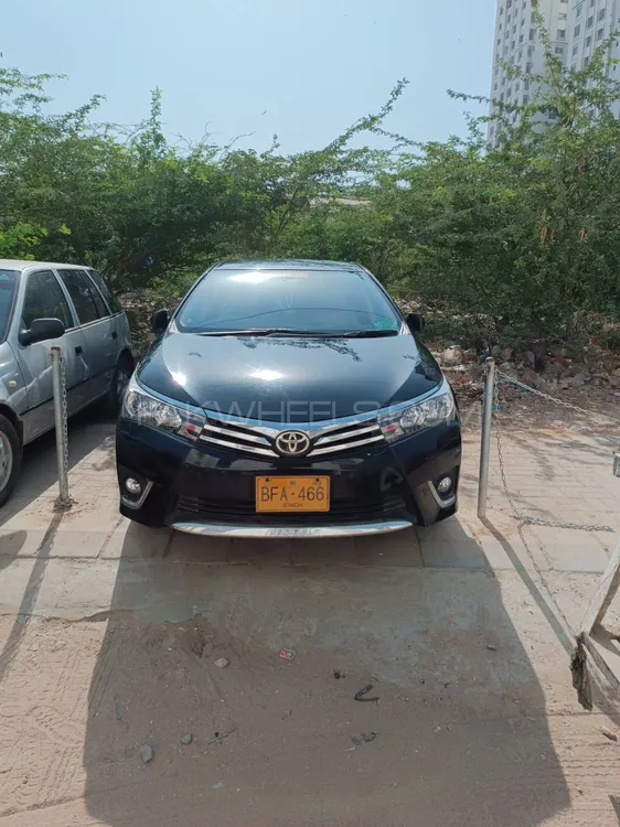 Toyota Corolla 2015 for Sale in Karachi Image-1