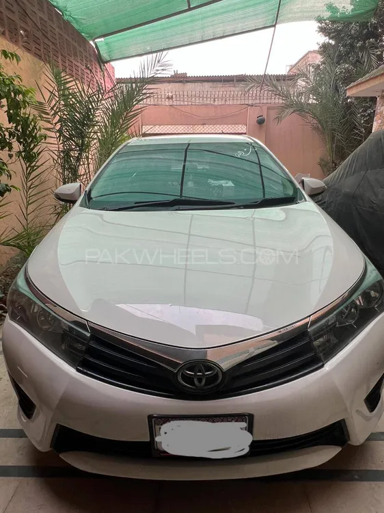 Toyota Corolla 2016 for Sale in Karachi Image-1
