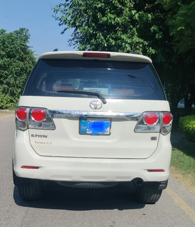 Toyota Fortuner 2013 for Sale in Islamabad Image-1