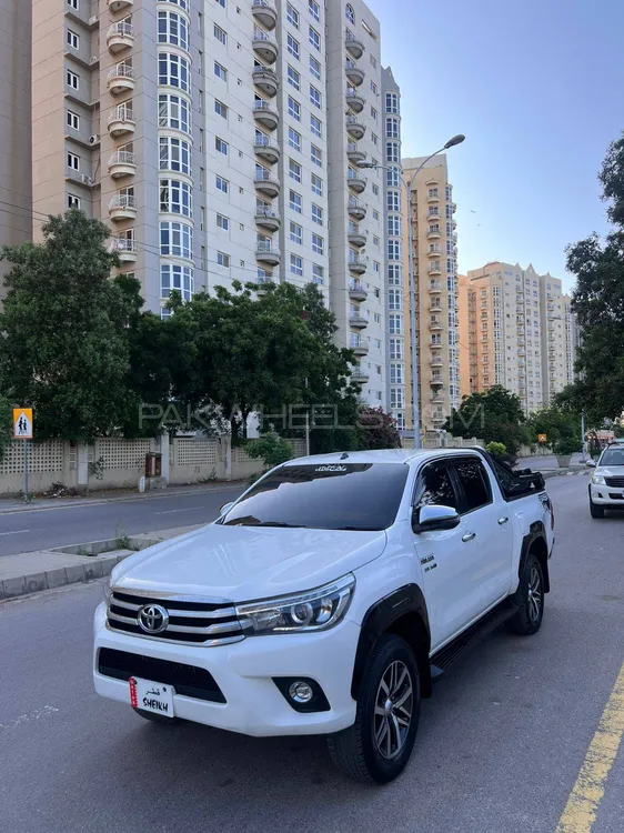 Toyota Hilux 2020 for Sale in Karachi Image-1