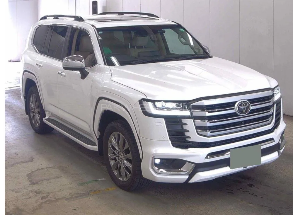 Toyota Land Cruiser 2023 for Sale in Lahore Image-1