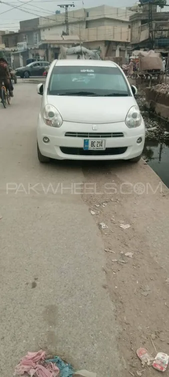 Toyota Passo 2010 for Sale in Peshawar Image-1