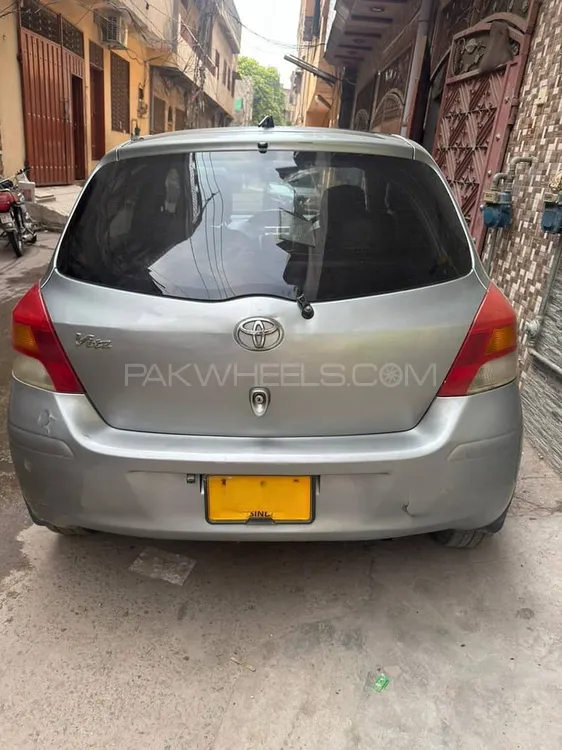 Toyota Vitz 2008 for Sale in Lahore Image-1