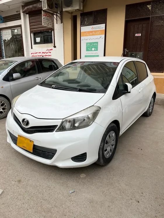 Toyota Vitz 2011 for Sale in Karachi Image-1