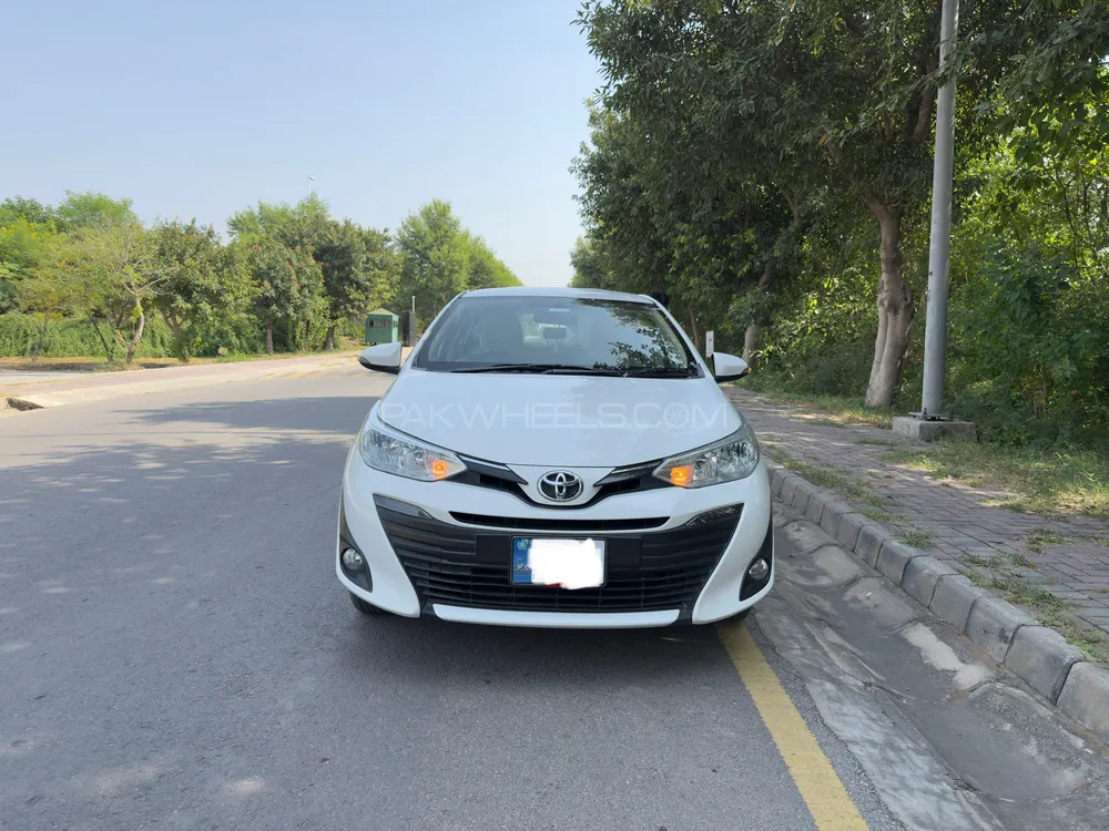 Toyota Yaris Sedan 2021 for Sale in Islamabad Image-1