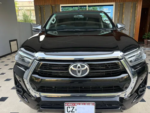 Toyota Hilux Revo V Automatic 2.8 2021
