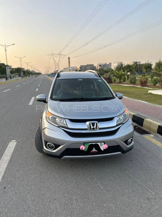 Honda BR-V 2017 for Sale in Islamabad Image-1