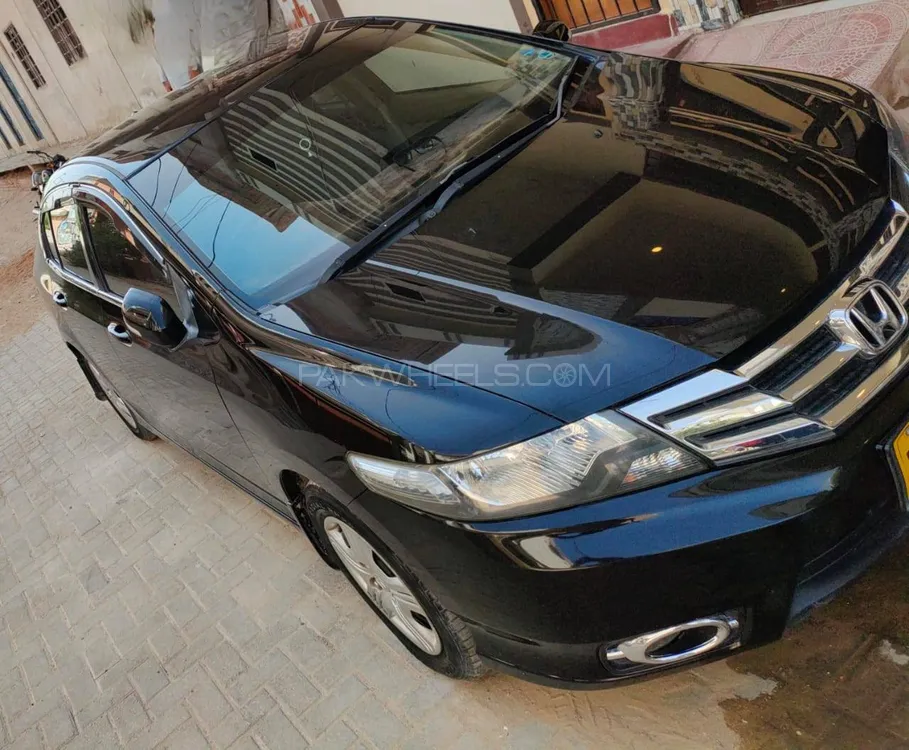 Honda City 2015 for Sale in Hyderabad Image-1