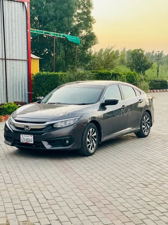 Honda Civic 2016 for Sale in Sargodha Image-1