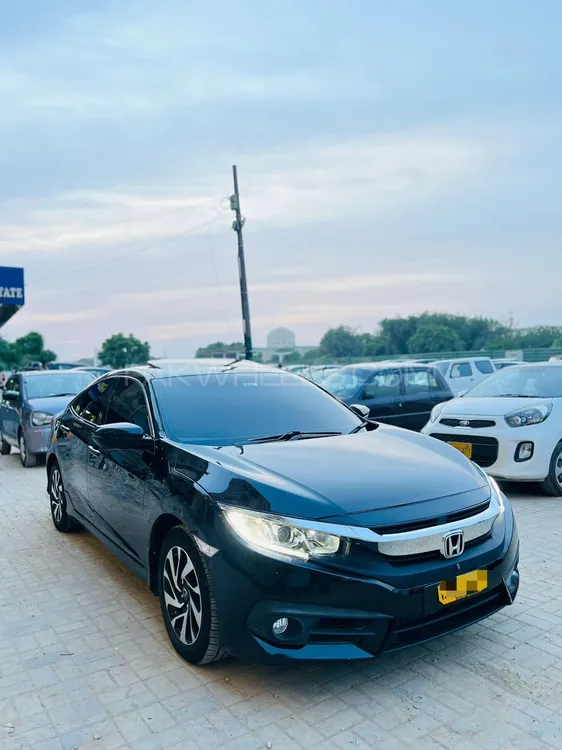 Honda Civic 2017 for Sale in Karachi Image-1