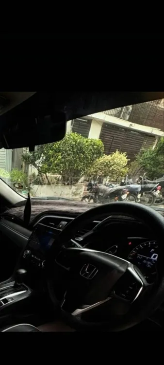 Honda Civic 2017 for Sale in Karachi Image-1