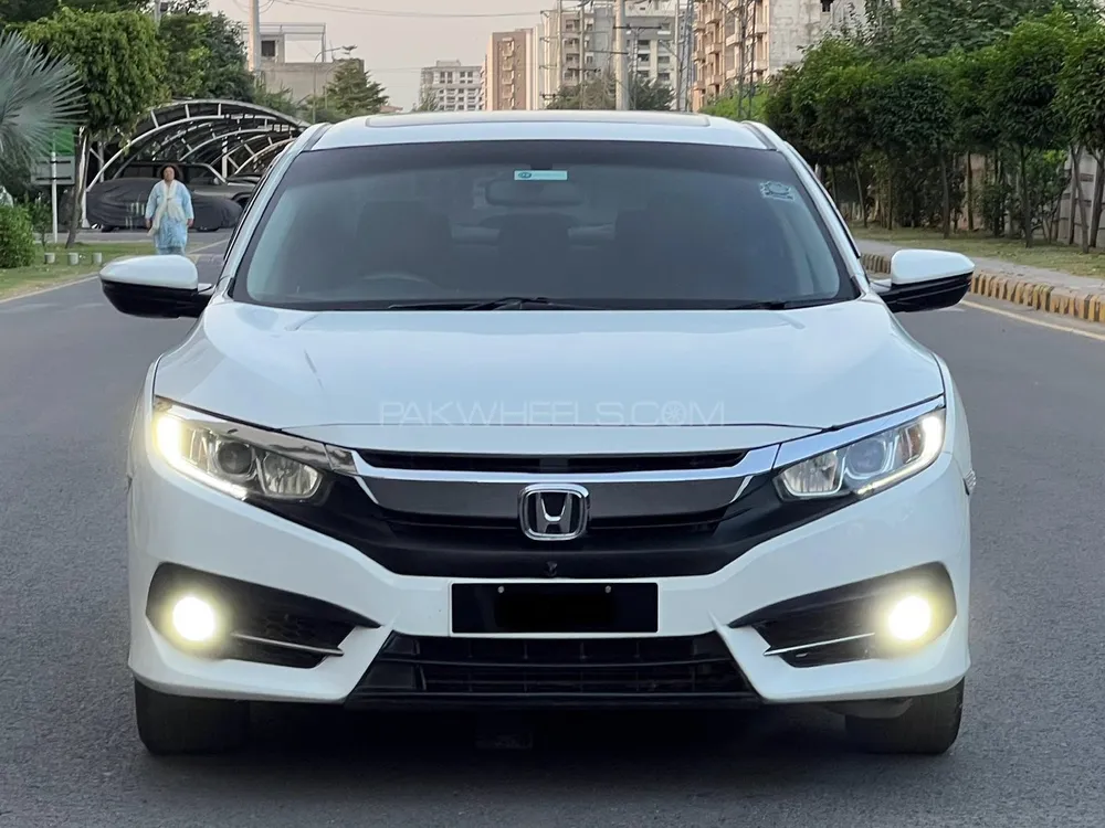 Honda Civic 2018 for Sale in Lahore Image-1