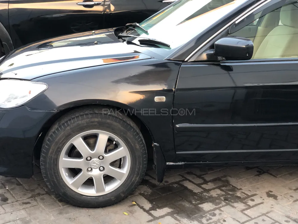 Honda Civic 2005 for Sale in Faisalabad Image-1