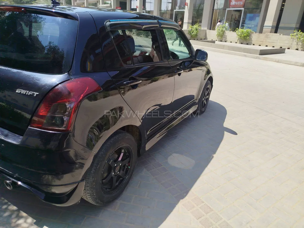 Suzuki Swift 2007 for Sale in Karachi Image-1