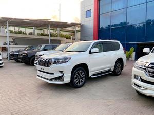 Prado TXL 2.7 petrol
Model: 2021
Mileage: 9,800 Km
Unregistered 
Fresh Import 

*Autofoot step 
*Leather & power Seats 
*Heating & cooling seats 
*Original TV + 4 Camera
*7 seater 
*Beige room
*Sunroof

Calling and Visiting Hours 

Monday to Saturday

11:00 AM to 7:00 PM