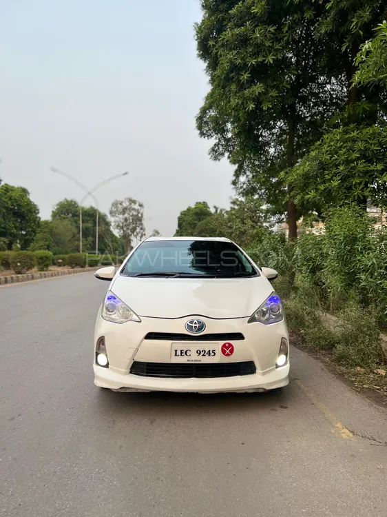 Toyota Aqua 2014 for Sale in Peshawar Toyota Aqua 2014 for Sale in Peshawar Image-2