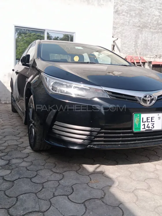 Toyota Corolla 2019 for Sale in Lahore Image-1