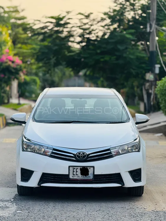 Toyota Corolla 2015 for Sale in Faisalabad Image-1