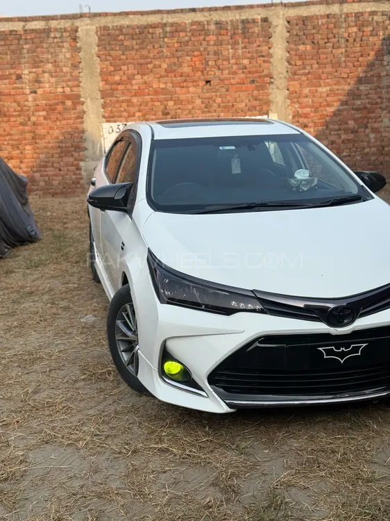 Toyota Corolla 2015 for Sale in Mandi bahauddin Image-1