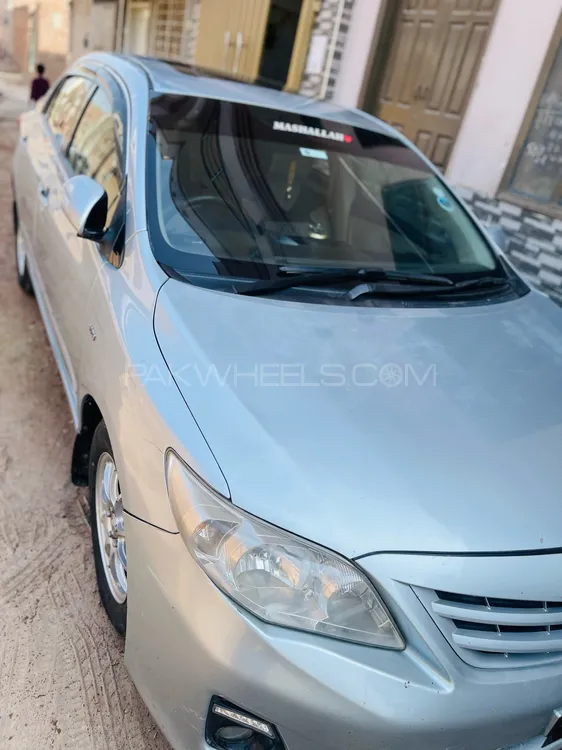 Toyota Corolla 2013 for Sale in Gojra Image-1