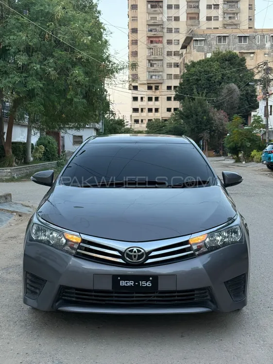 Toyota Corolla 2016 for Sale in Karachi Image-1