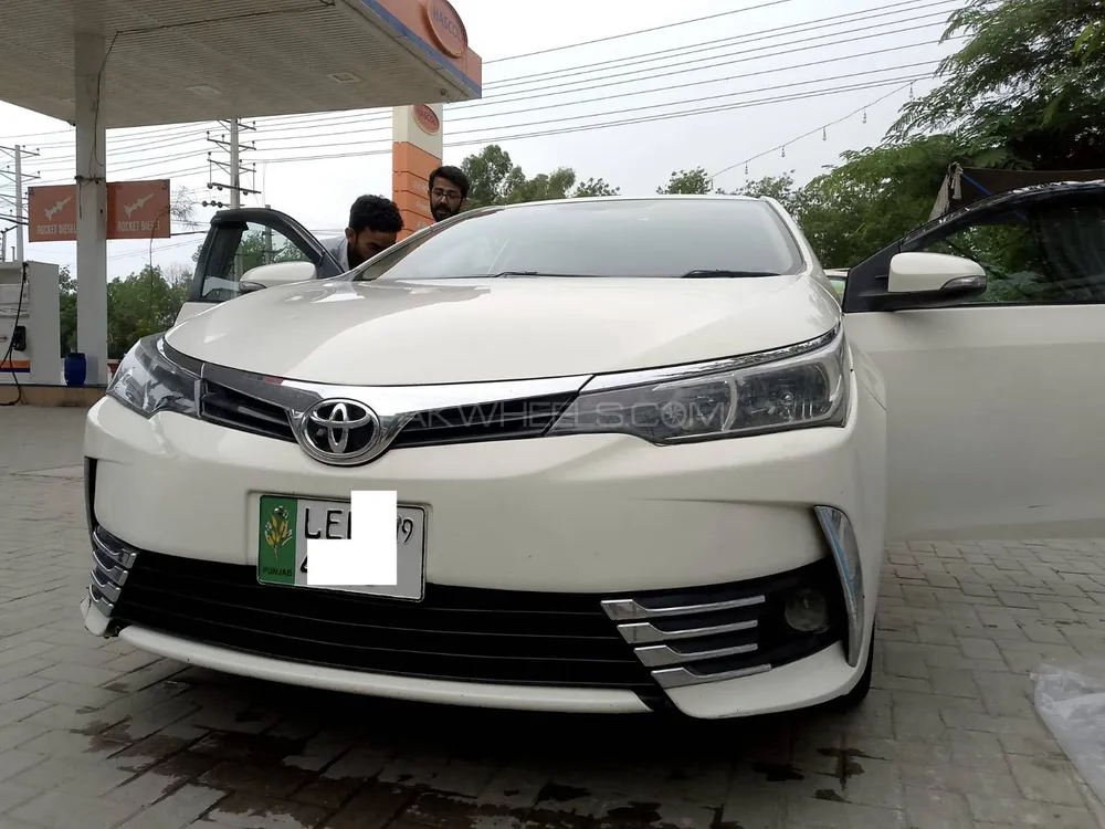 Toyota Corolla 2018 for Sale in Lahore Image-1