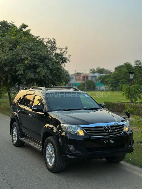 Toyota Fortuner 2013 for Sale in Lahore Image-1
