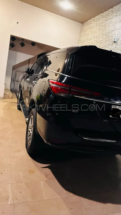 Toyota Fortuner 2021 for Sale in Lahore Image-1