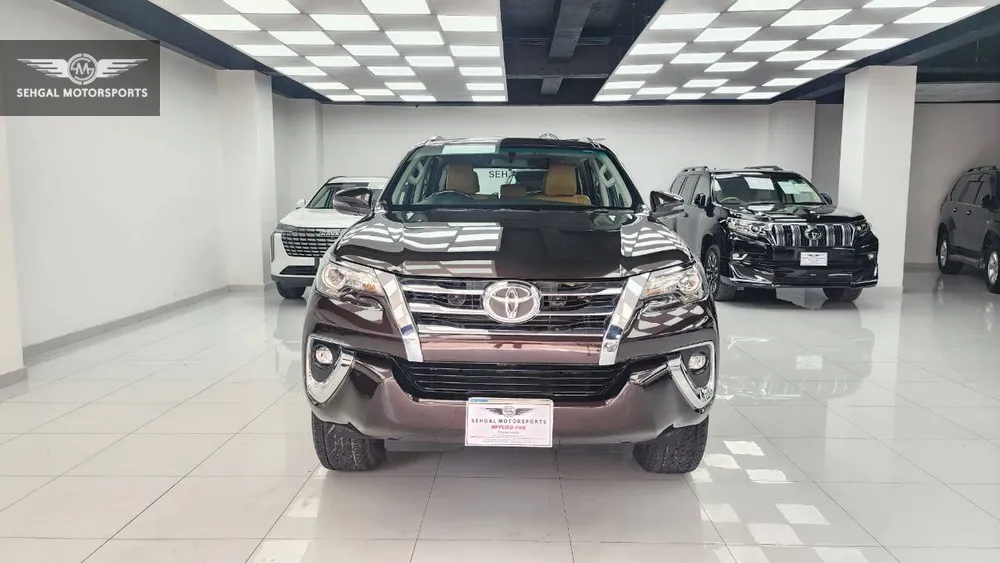 Toyota Fortuner 2018 for Sale in Islamabad Image-1