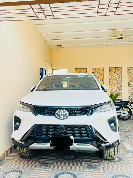 Toyota Fortuner 2022 for Sale in Rahim Yar Khan Image-1