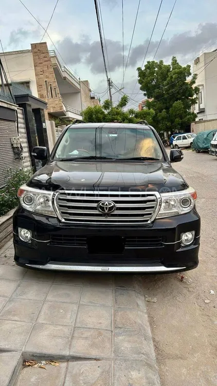 Toyota Land Cruiser 2012 for Sale in Karachi Image-1