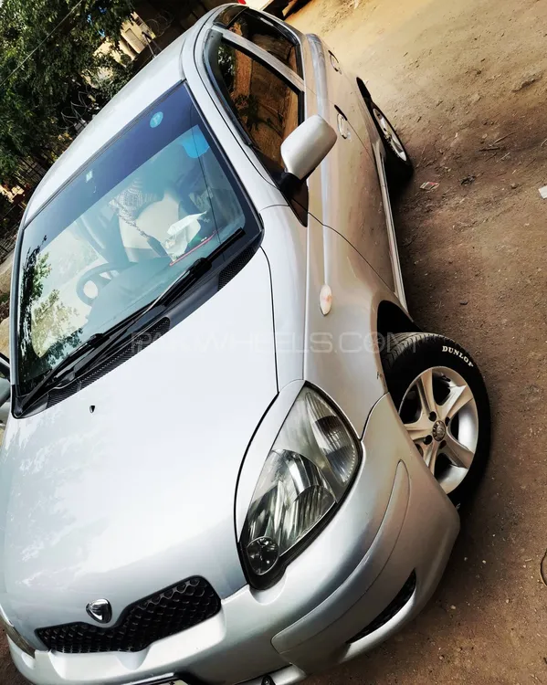 Toyota Vitz 2003 for Sale in Peshawar Image-1
