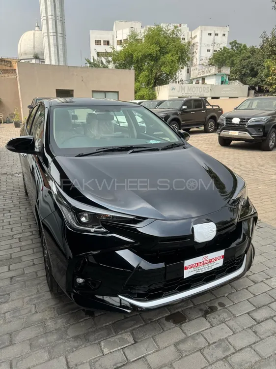 Toyota Yaris Sedan 2025 for Sale in Lahore Image-1