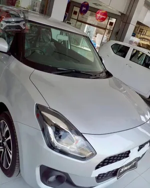 Suzuki Swift GLX CVT 2025