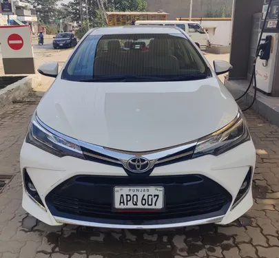 Toyota Corolla Altis X CVT-i 1.8 2023