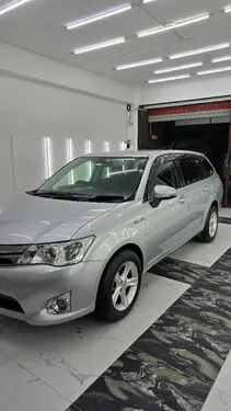 Toyota Corolla Fielder Hybrid 2014