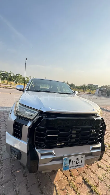Toyota Hilux 2012 for Sale in Islamabad Image-1