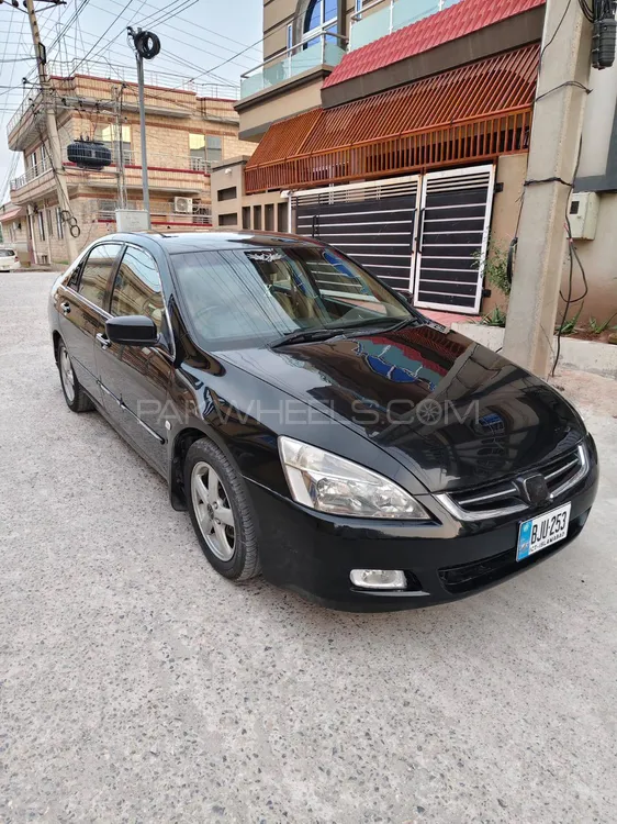 Honda Accord 2005 for Sale in Rawalpindi Image-1