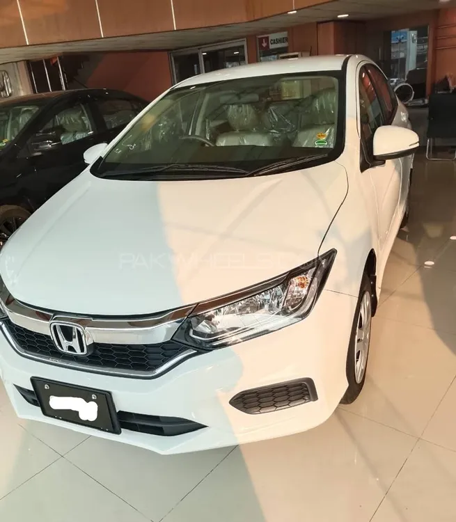 Honda City 2025 for Sale in Lahore Image-1